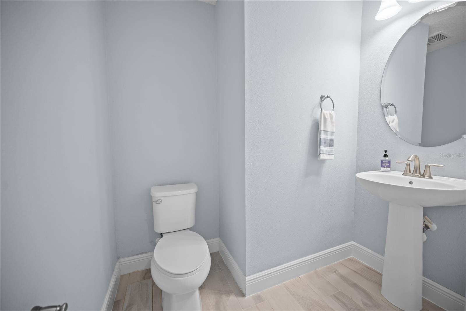 Image 8 of 50 For 12517 Horseshoe Bend Drive