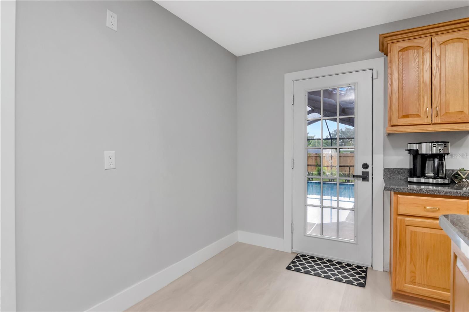 Image 14 of 40 For 204 7th Avenue Nw