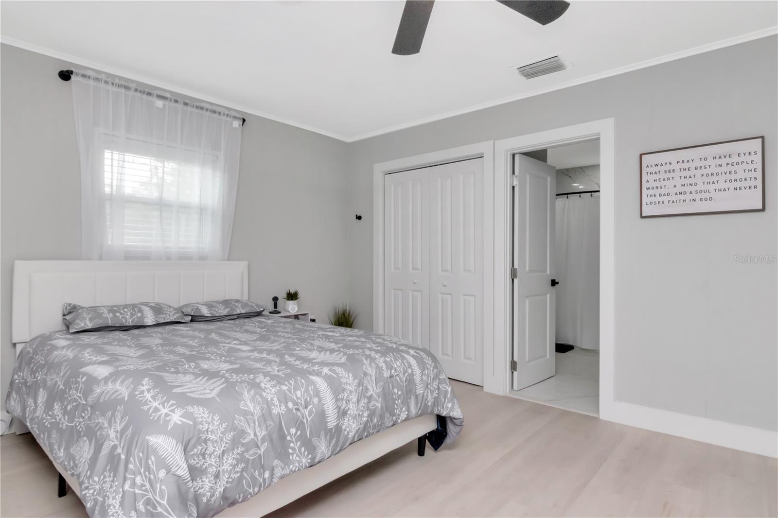 Image 19 of 40 For 204 7th Avenue Nw