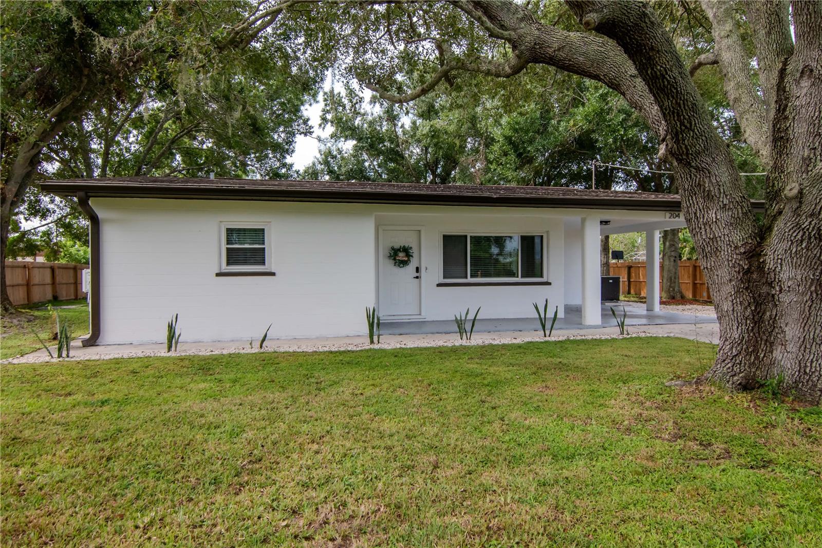 Image 36 of 40 For 204 7th Avenue Nw