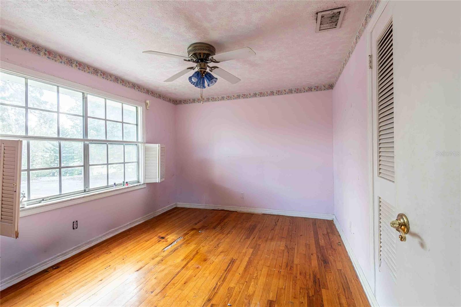 Image 18 of 25 For 2804 Linthicum Place