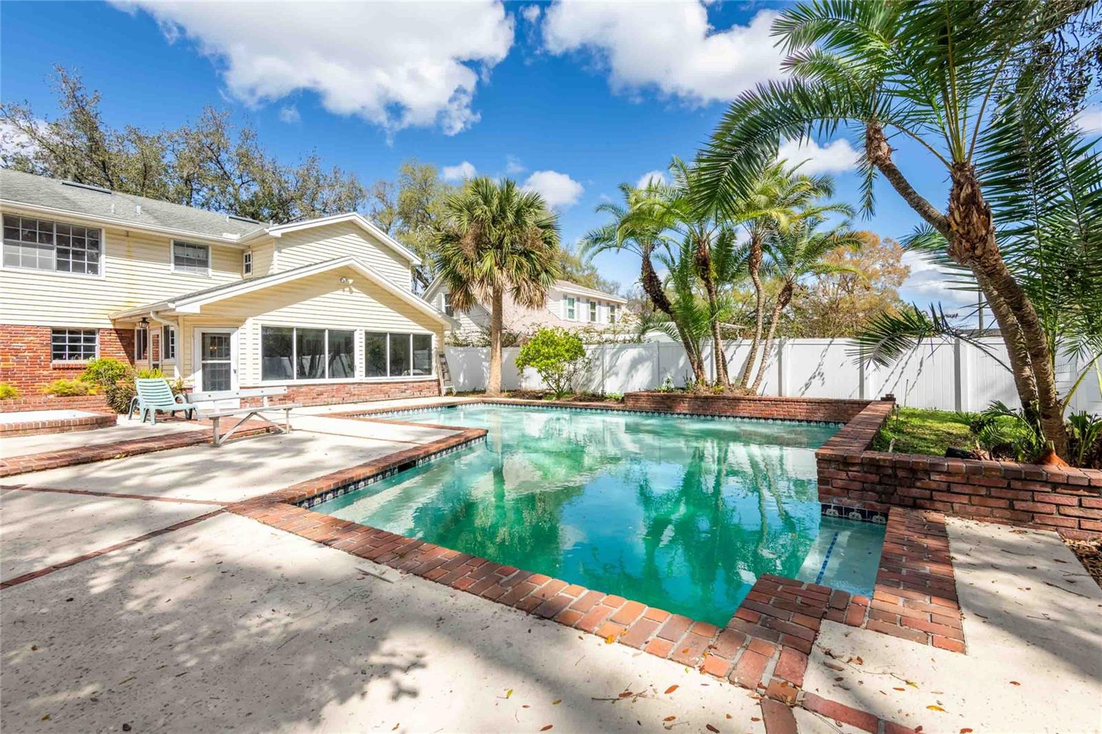 Image 3 of 25 For 2804 Linthicum Place