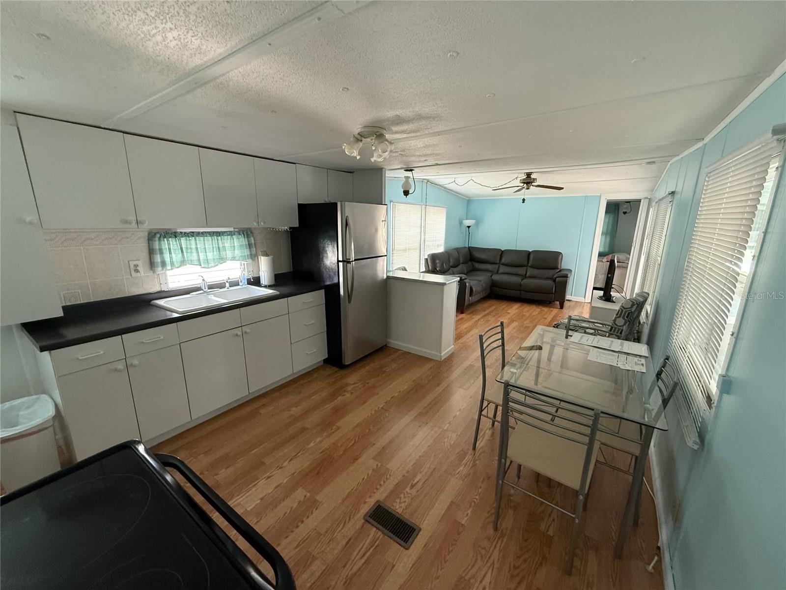 Image 13 of 21 For 7803 46th Avenue N 43