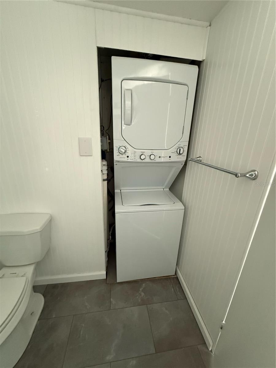 Image 14 of 21 For 7803 46th Avenue N 43