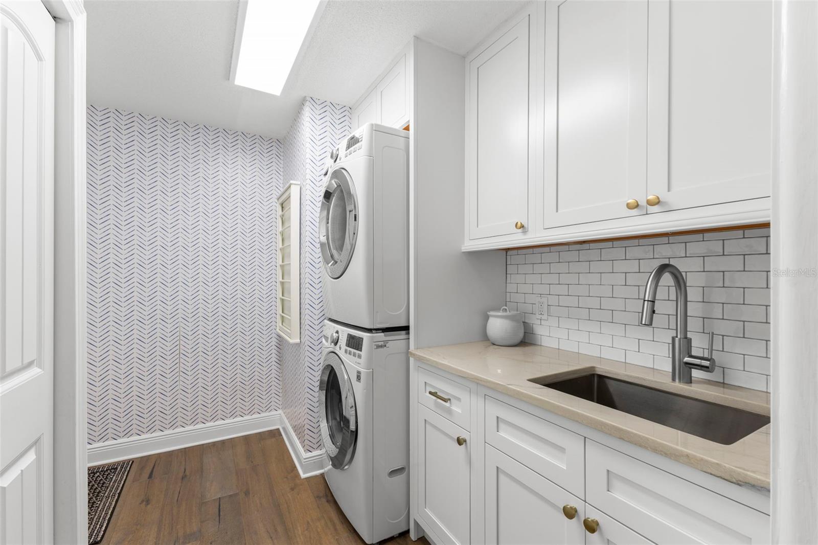 Image 21 of 70 For 11 Birdie Lane