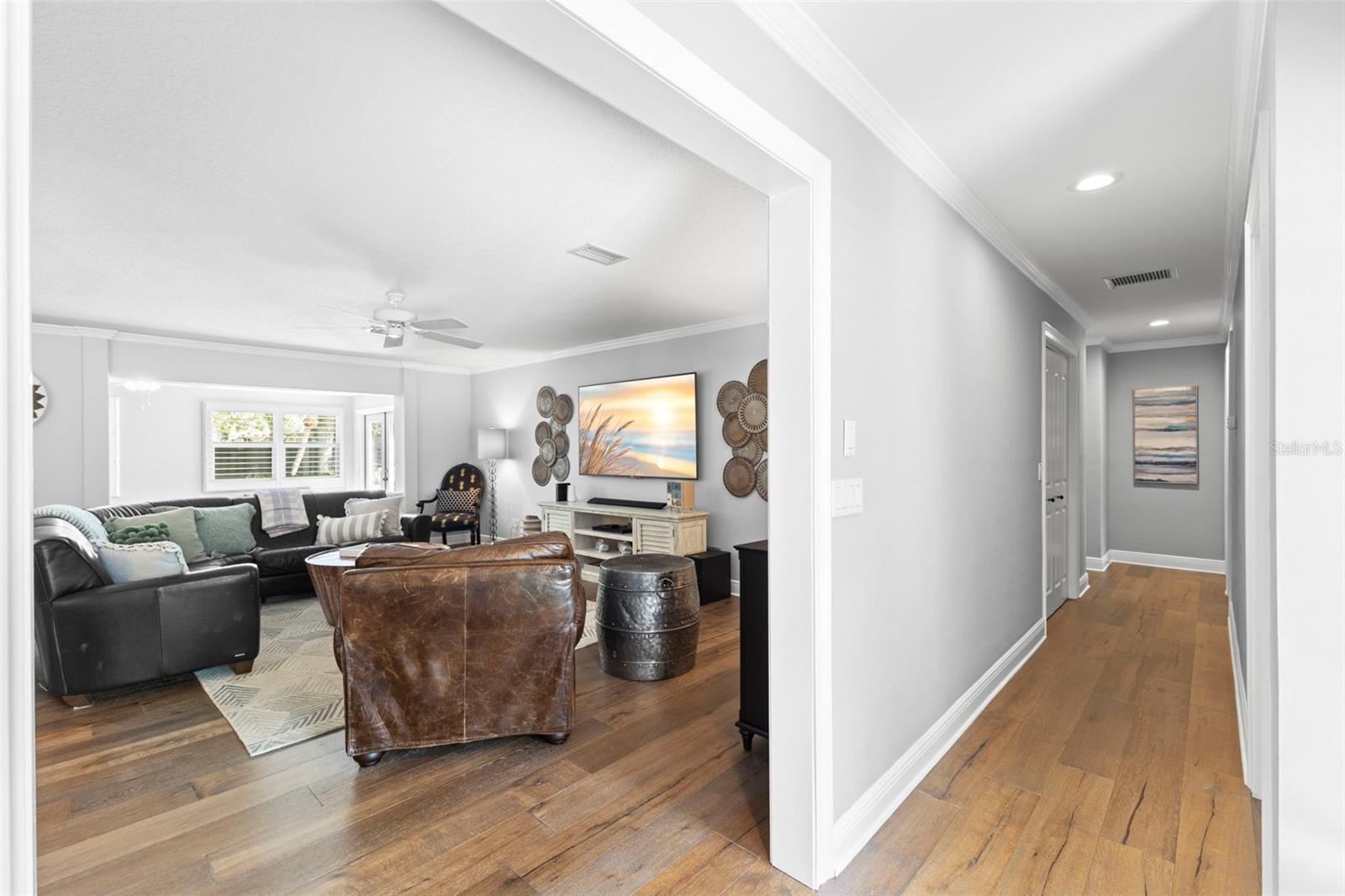 Image 7 of 70 For 11 Birdie Lane