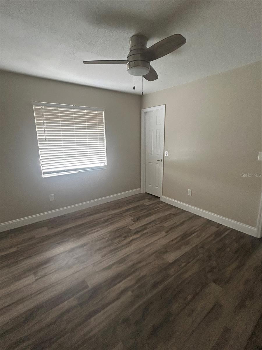 Image 18 of 20 For 16119 Copperfield Drive