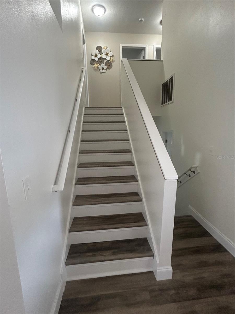 Image 19 of 20 For 16119 Copperfield Drive