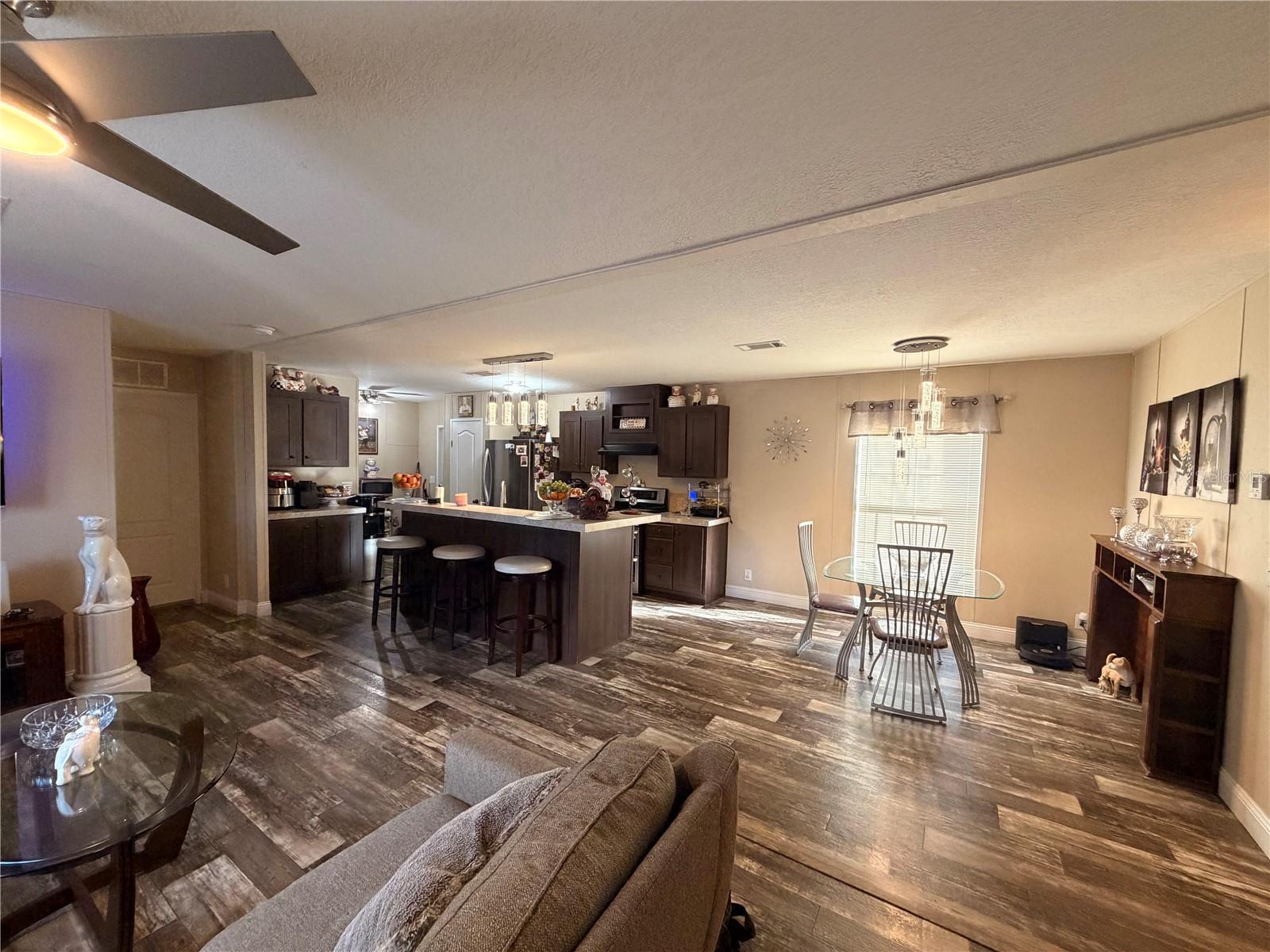 Listing photo id 13 for 25408 Oneal Road