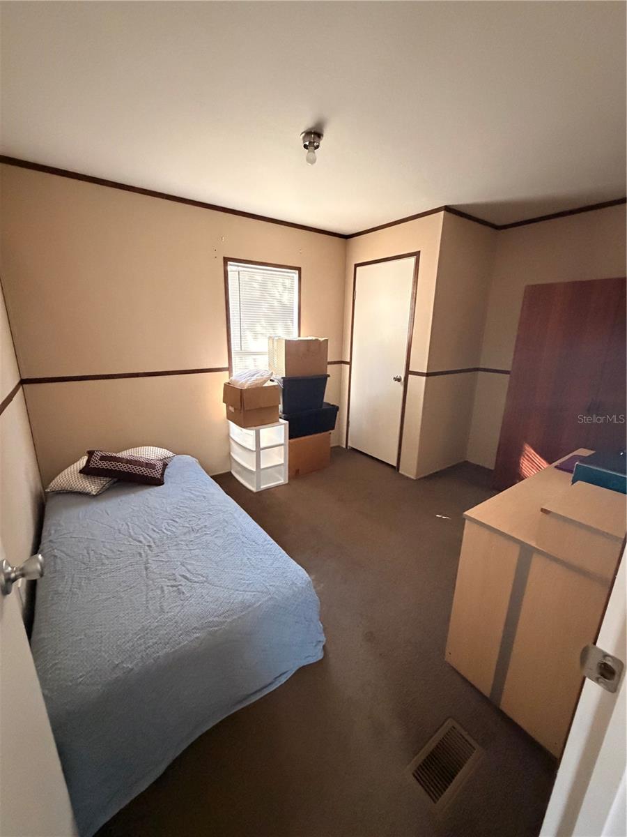 Listing photo id 22 for 25408 Oneal Road