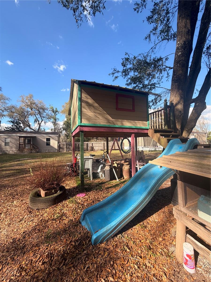 Listing photo id 42 for 25408 Oneal Road