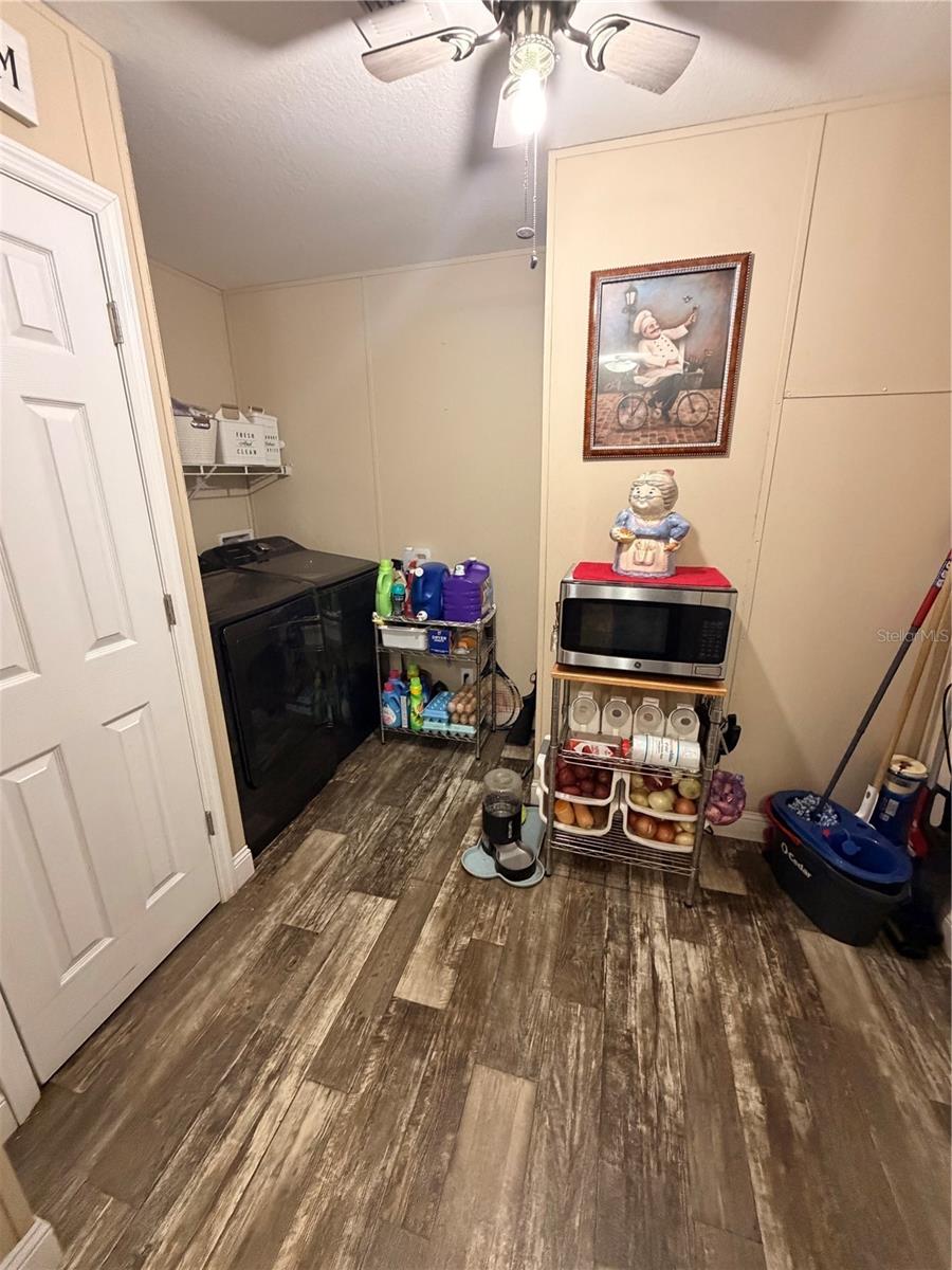 Listing photo id 57 for 25408 Oneal Road