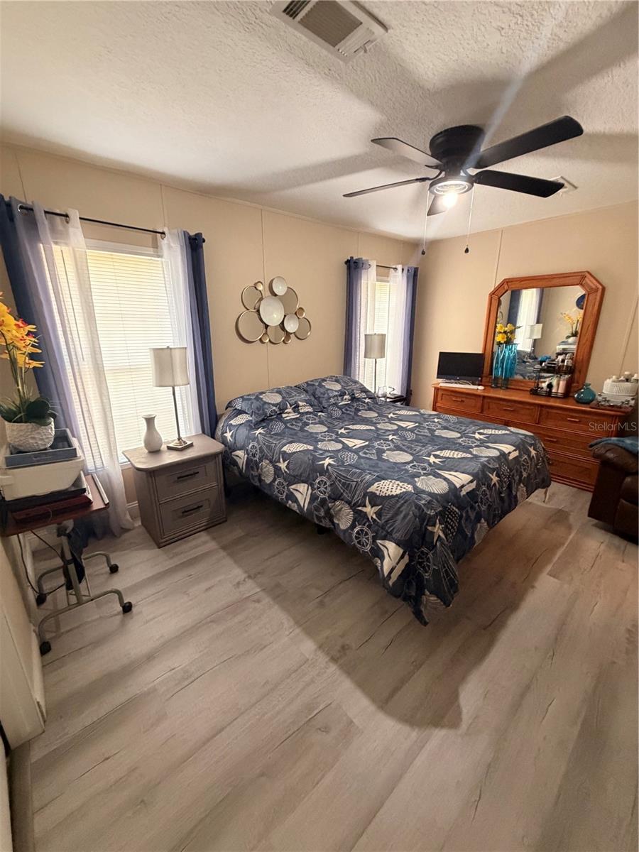 Listing photo id 61 for 25408 Oneal Road