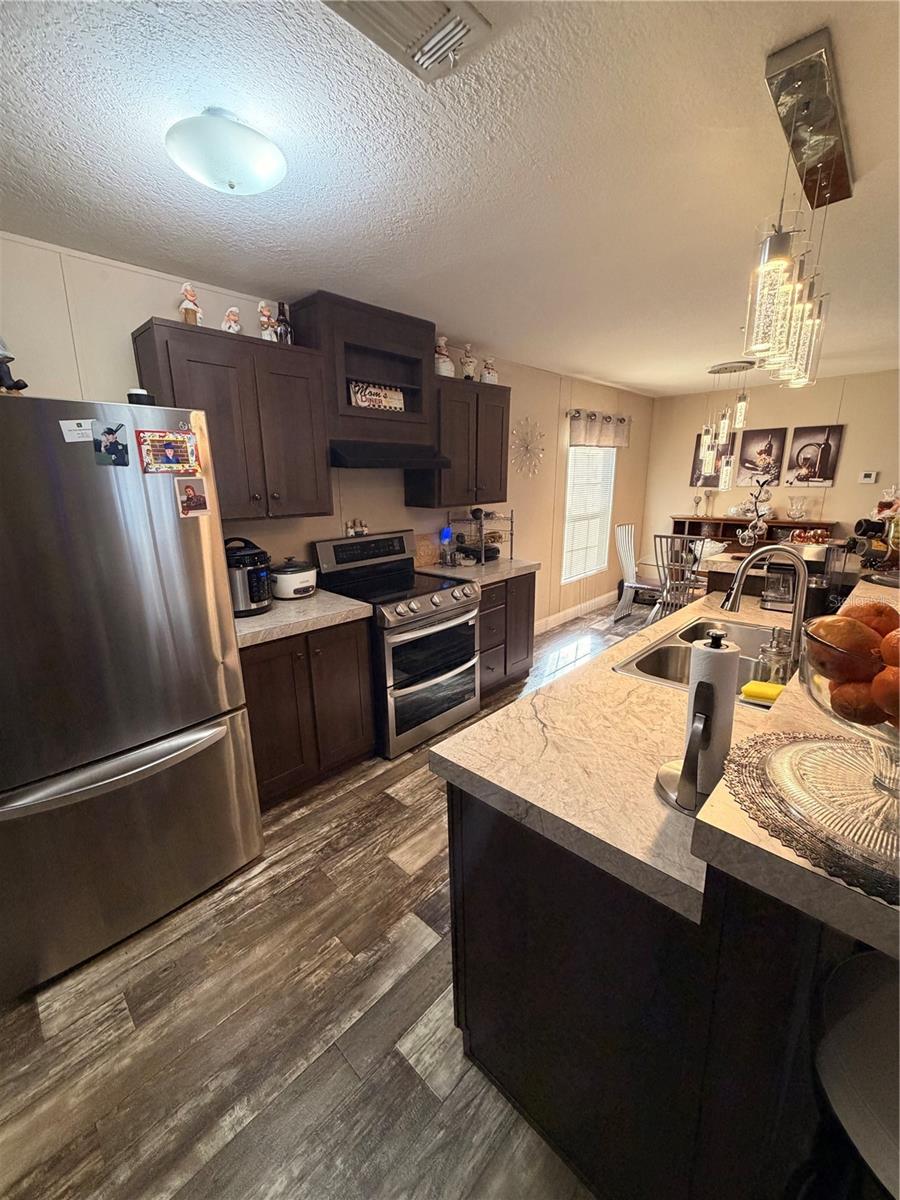 Listing photo id 5 for 25408 Oneal Road