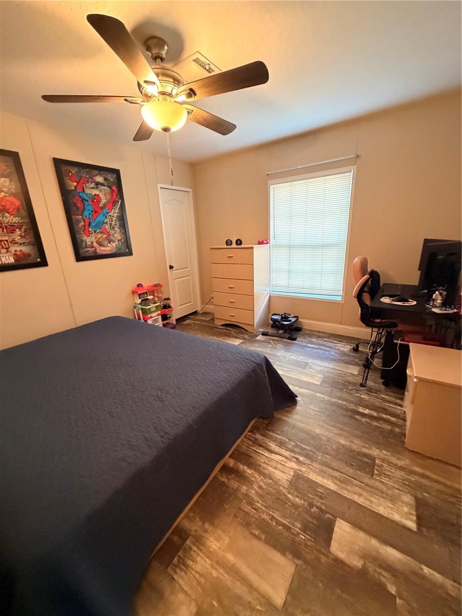 Listing photo id 69 for 25408 Oneal Road