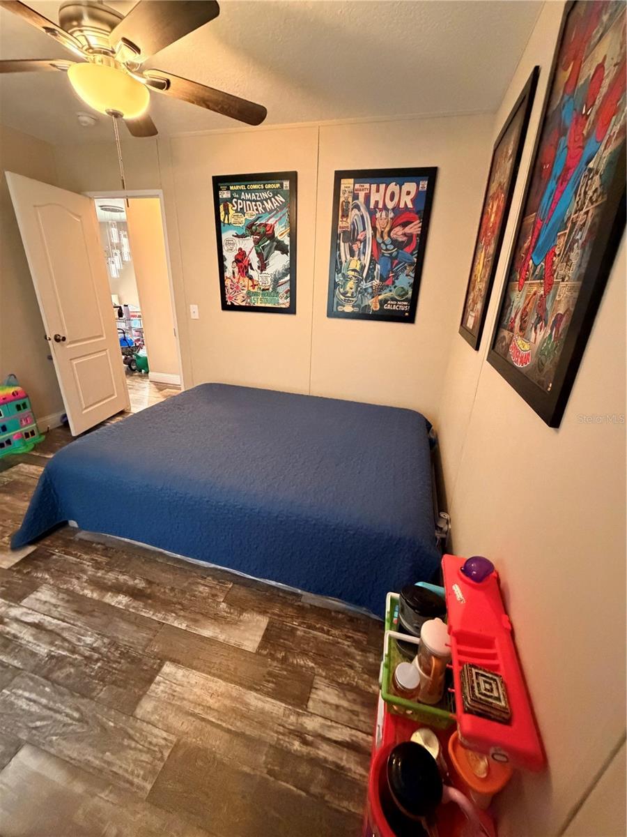 Listing photo id 70 for 25408 Oneal Road