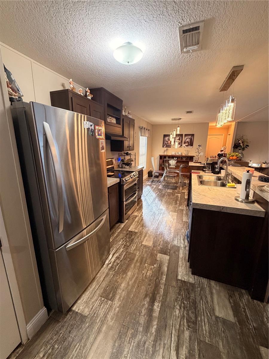 Listing photo id 7 for 25408 Oneal Road