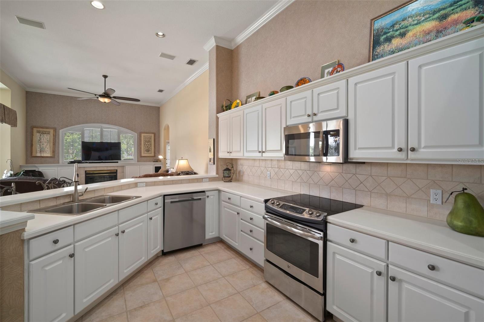 Image 14 of 83 For 3302 Cypress Landing Drive