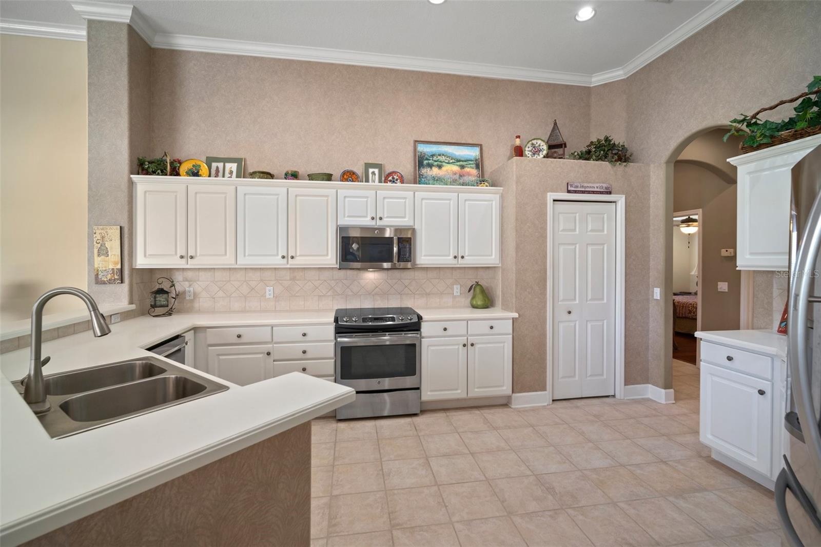 Image 15 of 83 For 3302 Cypress Landing Drive