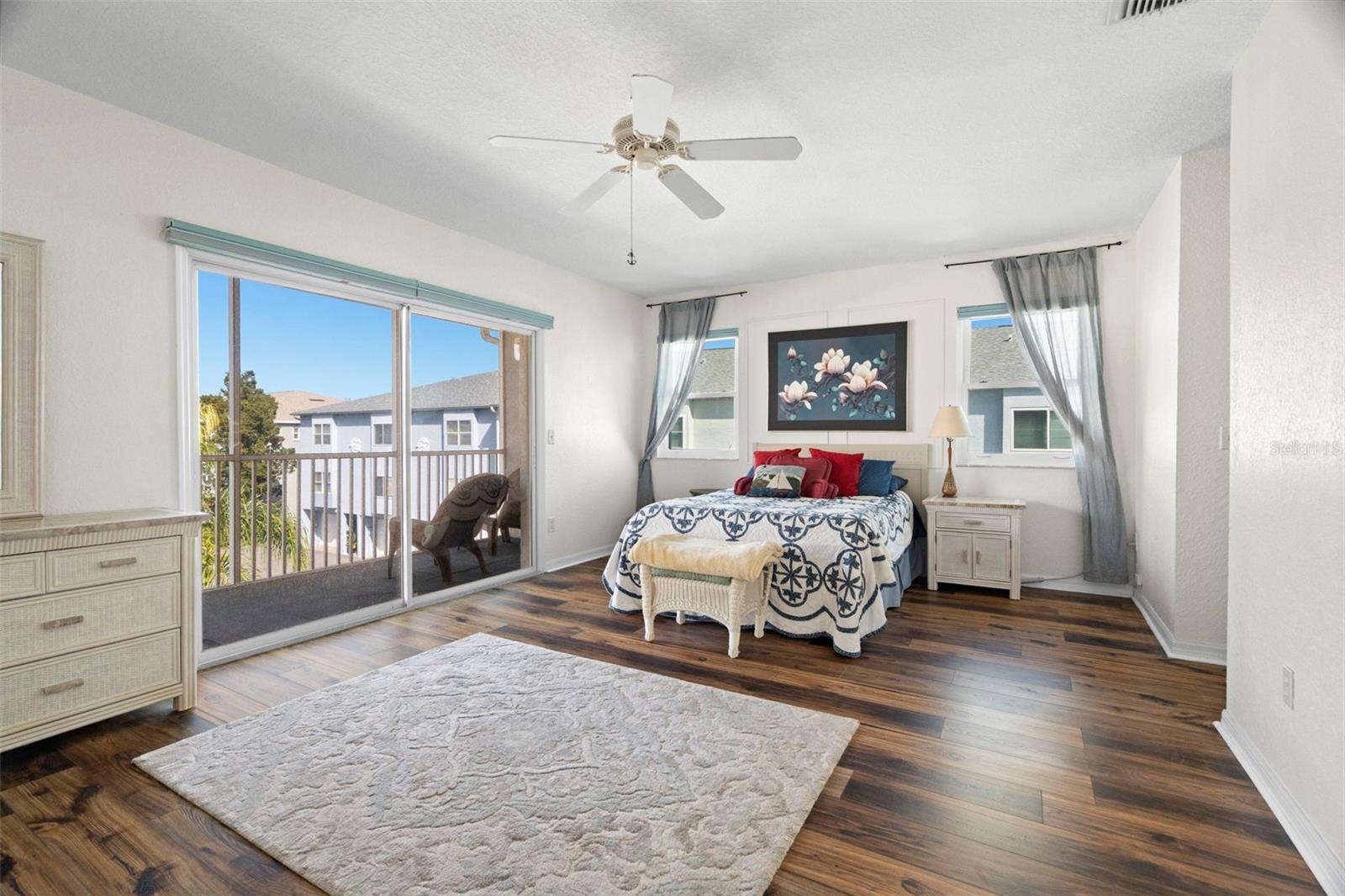 Image 30 of 55 For 545 Pinellas Bayway S  207