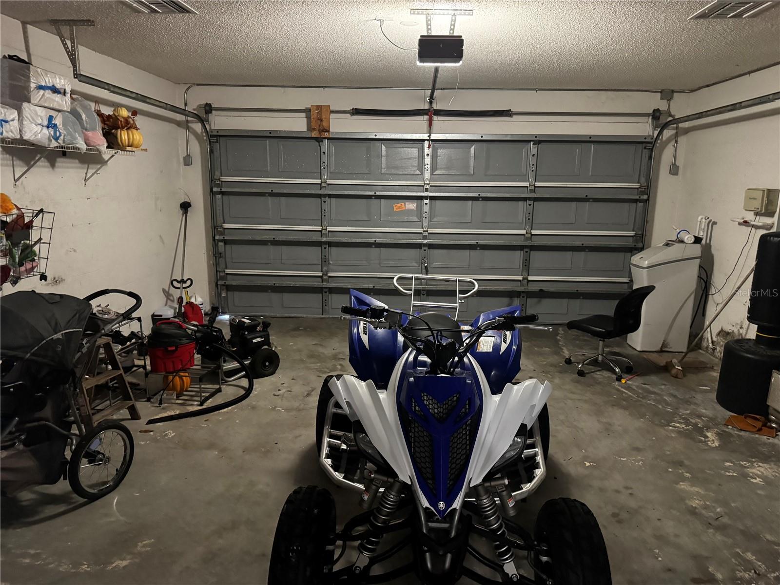 Listing photo id 19 for 10130 Spring Hill Drive