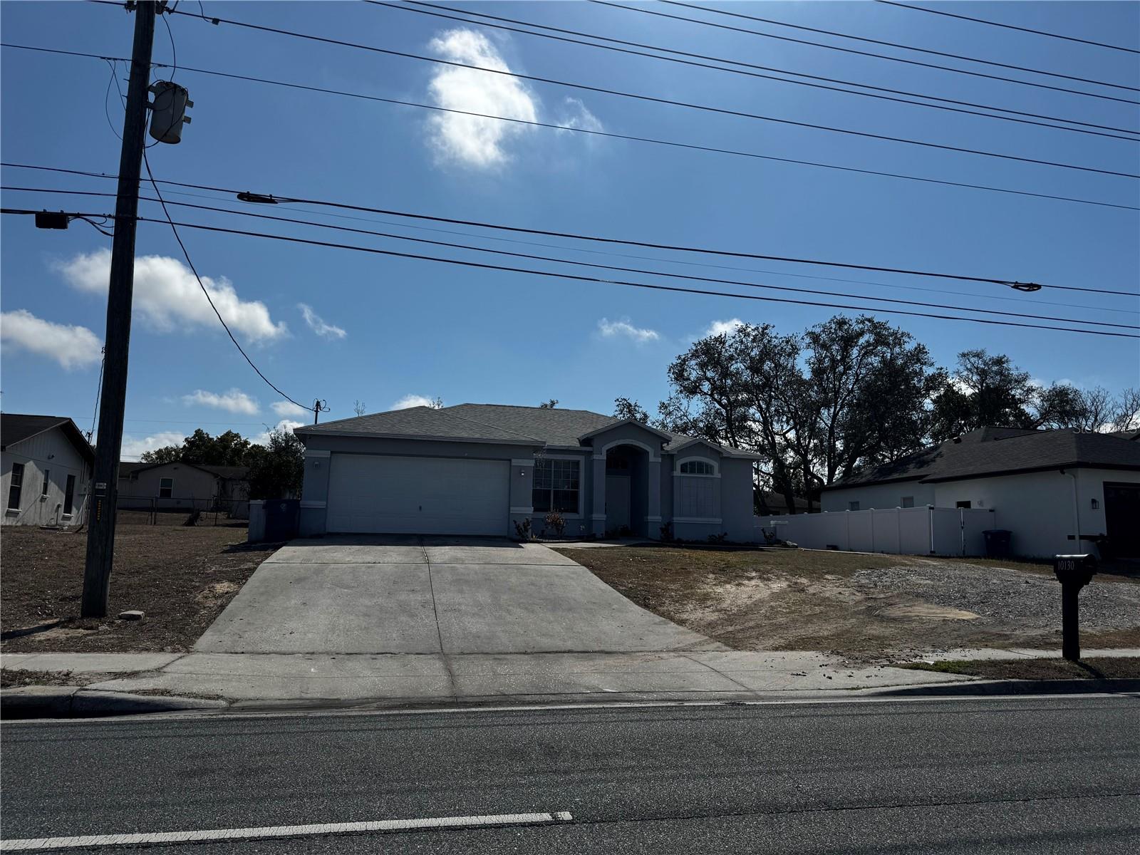 Listing photo id 2 for 10130 Spring Hill Drive