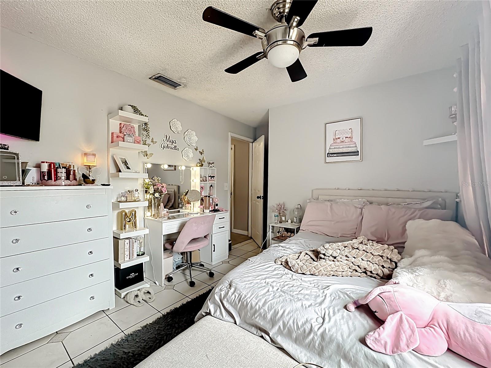 Image 24 of 49 For 901 Bella Vista Way