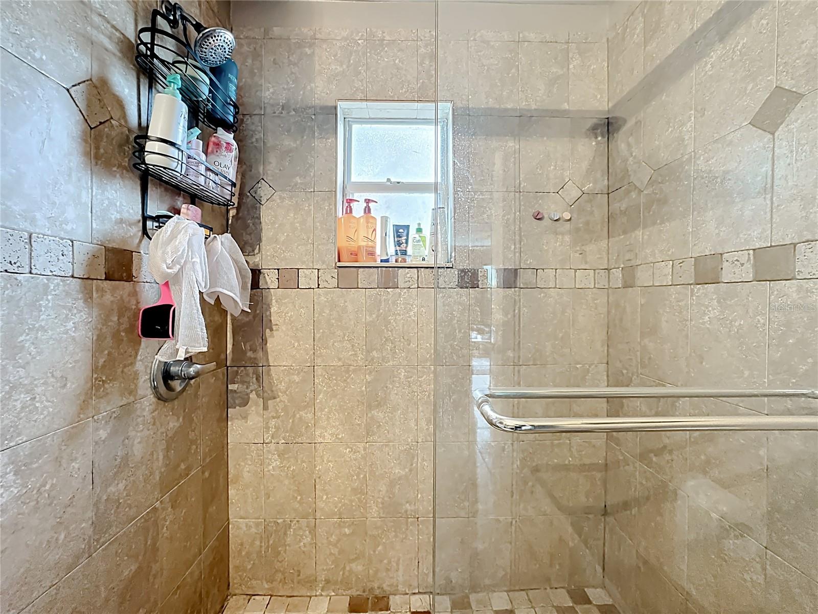 Image 26 of 49 For 901 Bella Vista Way