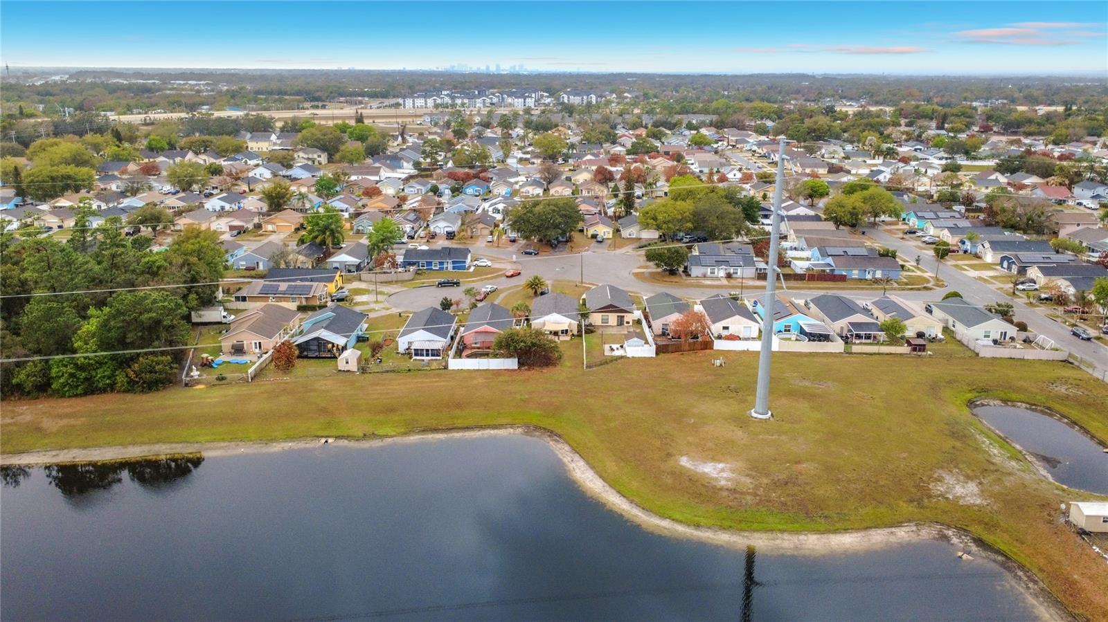 Image 40 of 49 For 901 Bella Vista Way