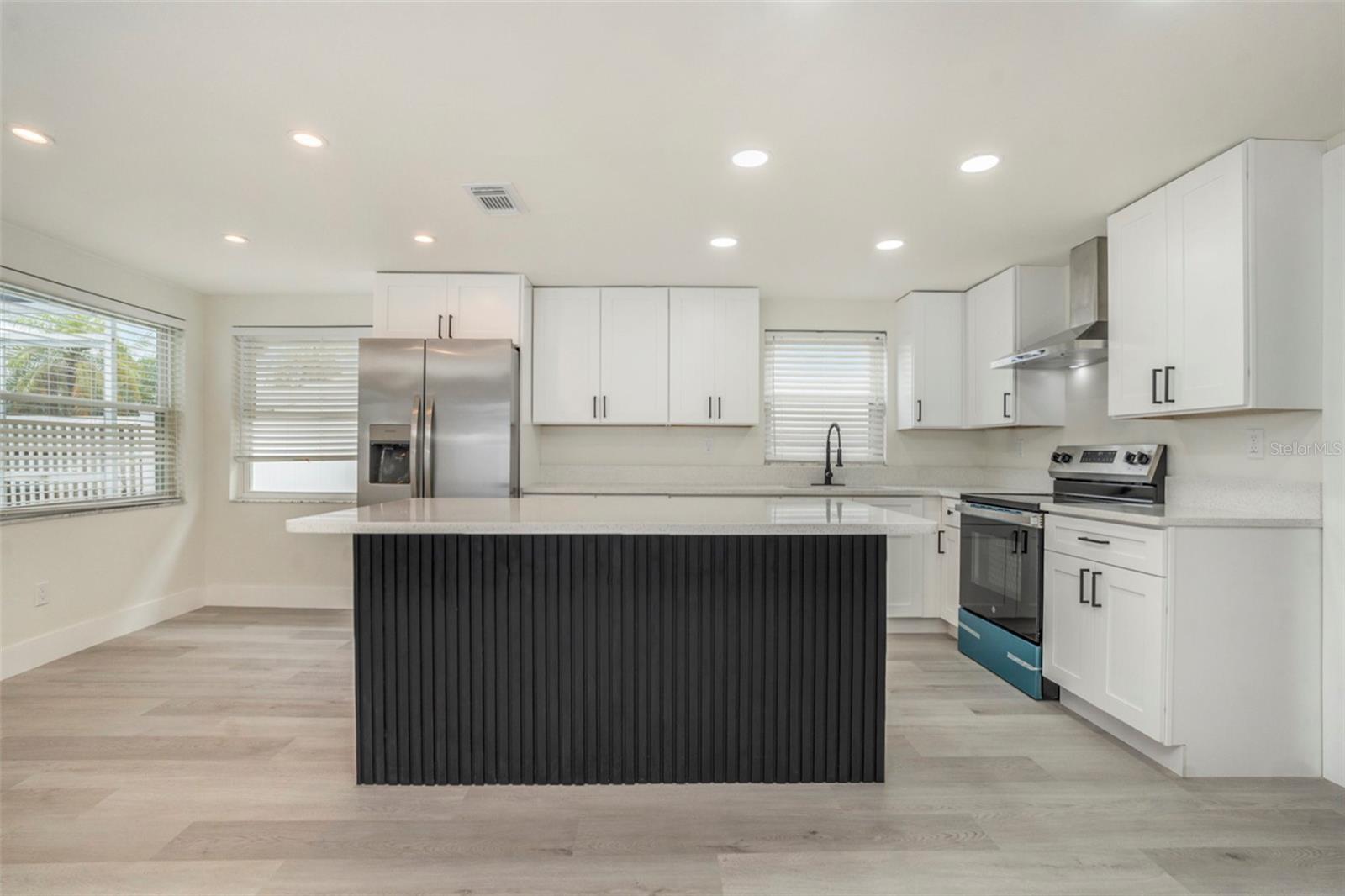 Image 14 of 34 For 15606 Allmand Drive