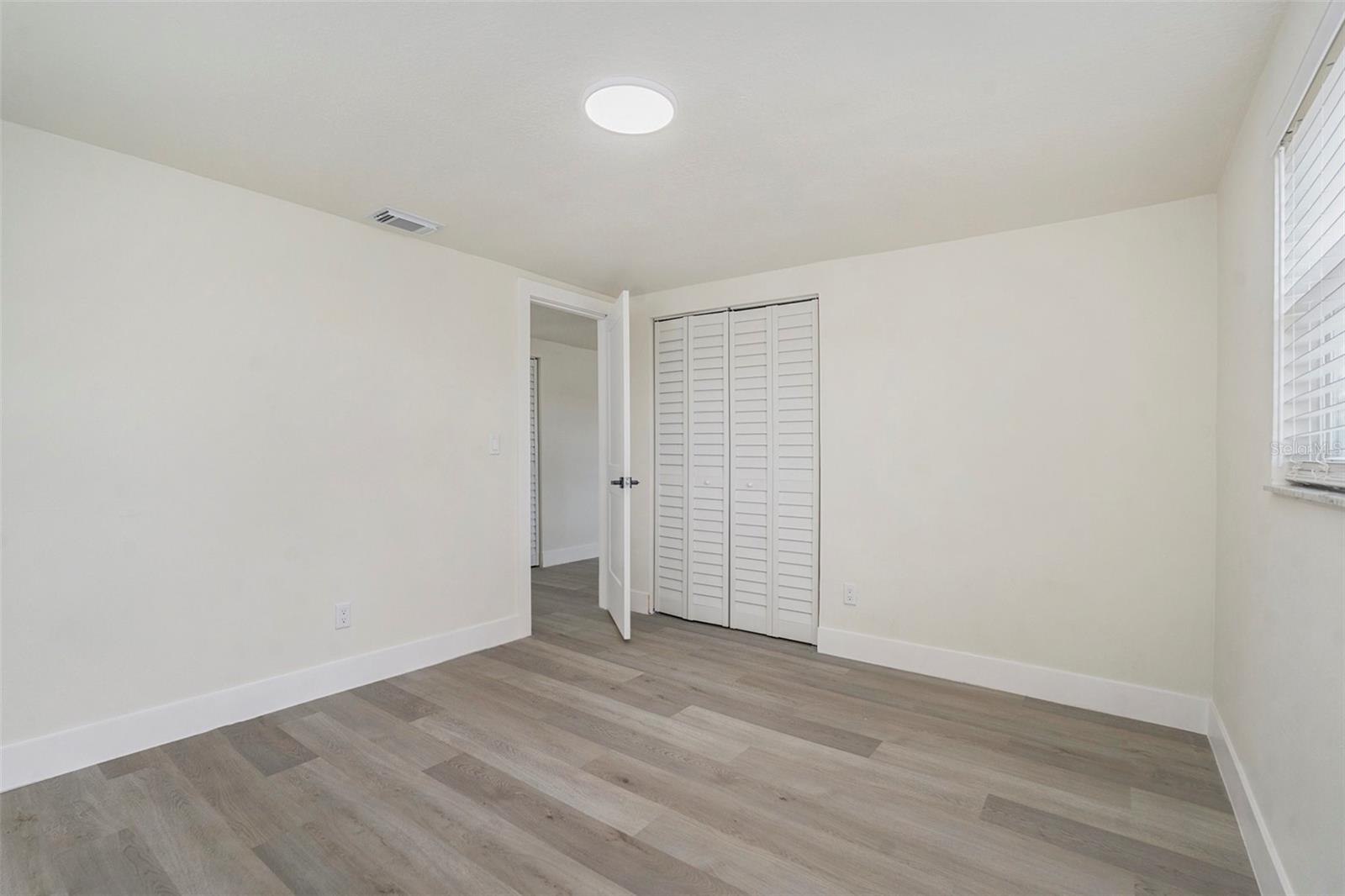 Image 18 of 34 For 15606 Allmand Drive