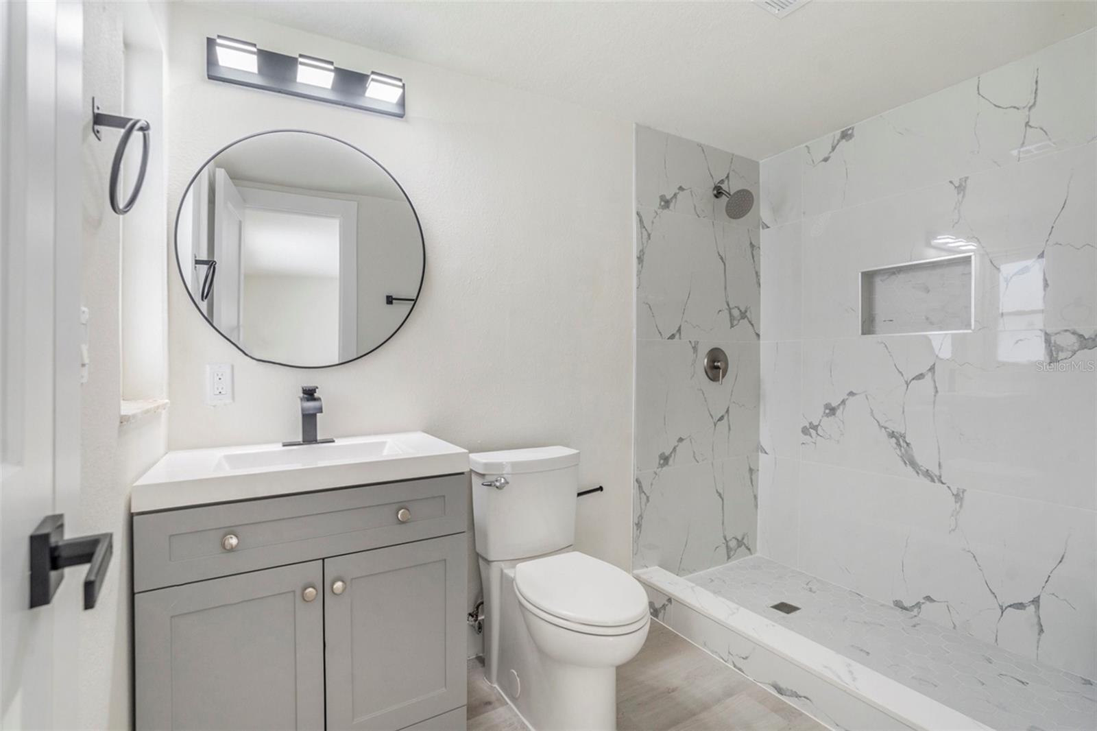 Image 20 of 34 For 15606 Allmand Drive