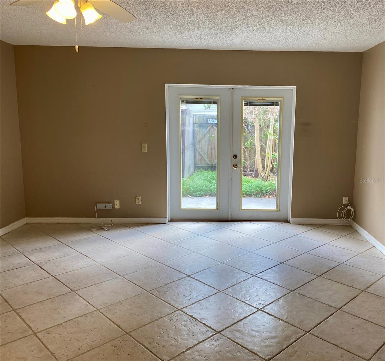 Image 12 of 28 For 16179 Rambling Vine Drive E