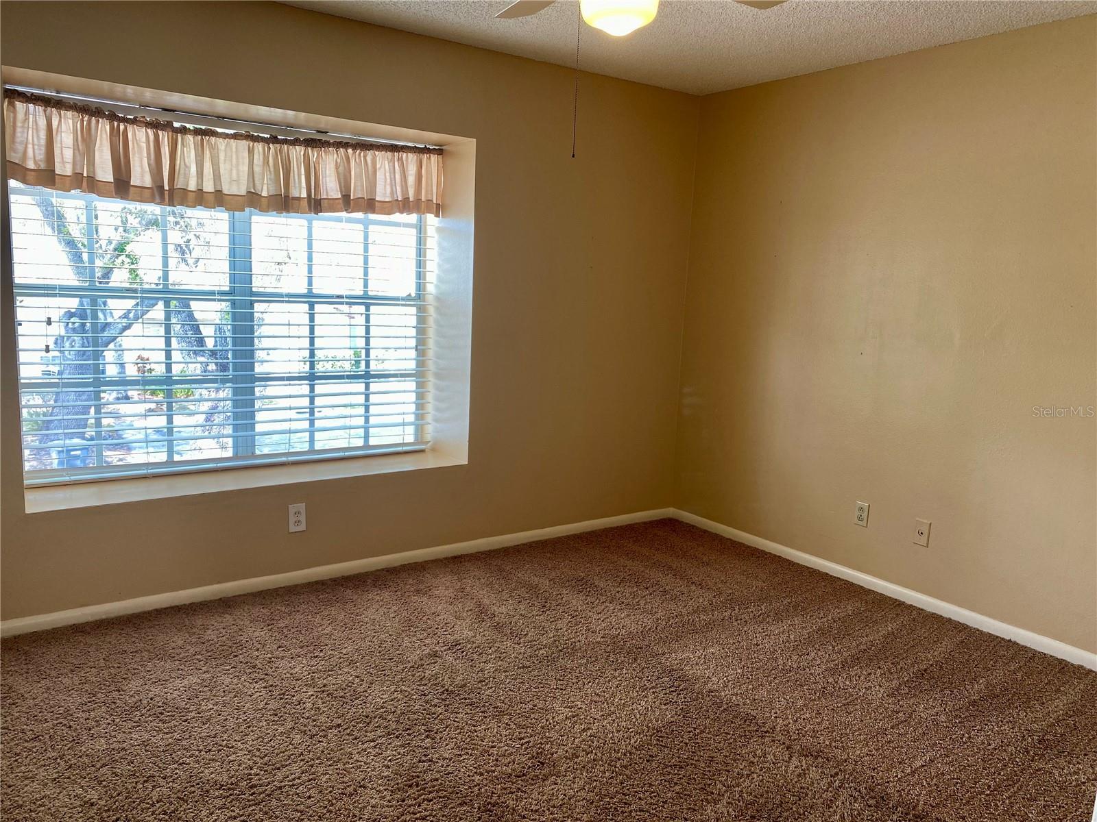 Image 20 of 28 For 16179 Rambling Vine Drive E