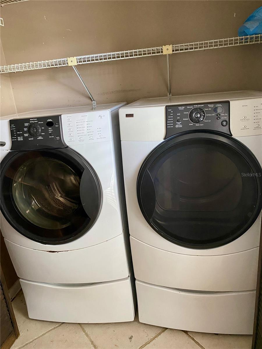 Image 8 of 28 For 16179 Rambling Vine Drive E