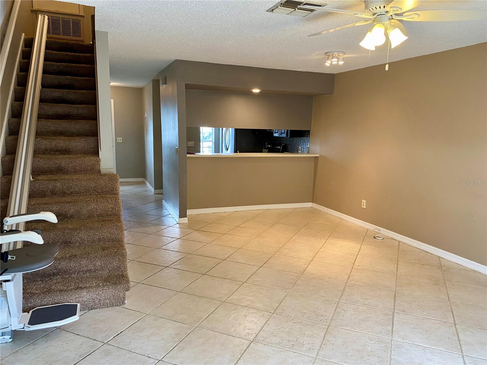 Image 9 of 28 For 16179 Rambling Vine Drive E