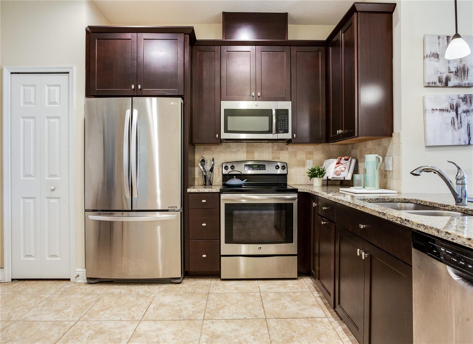 Image 15 of 46 For 11604 Crowned Sparrow Lane