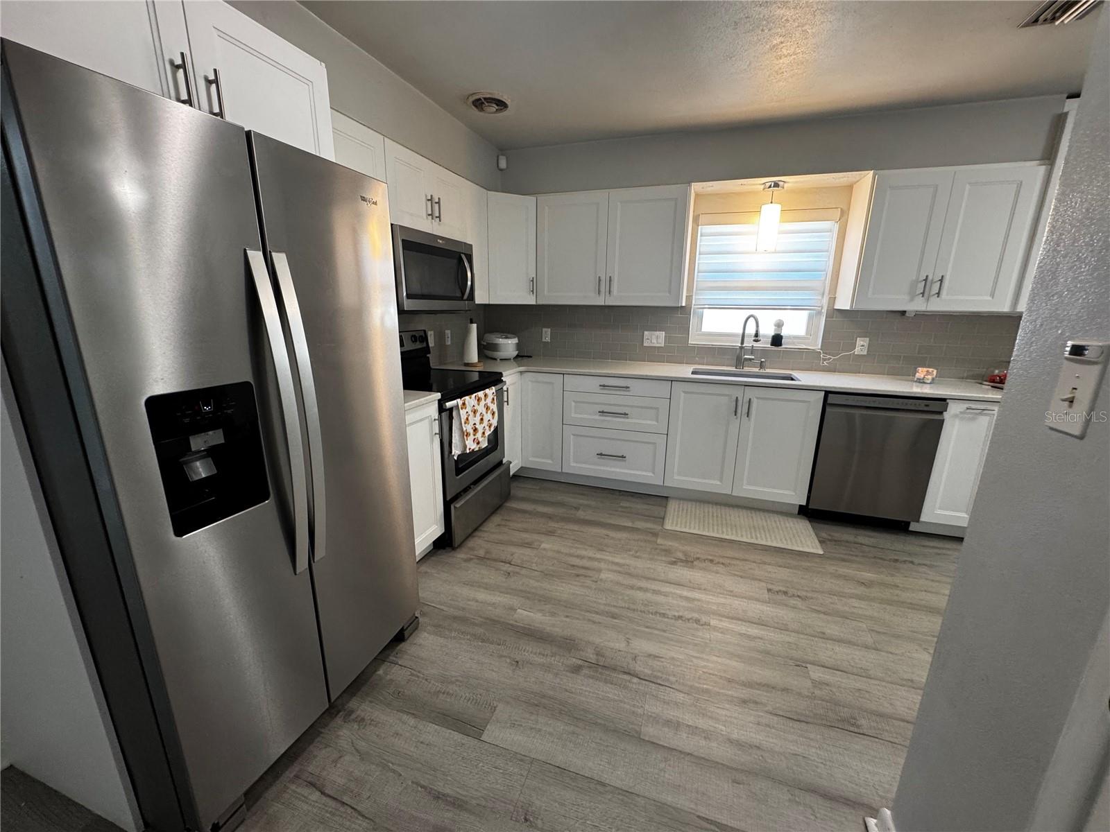 Image 15 of 44 For 6914 Ola Avenue