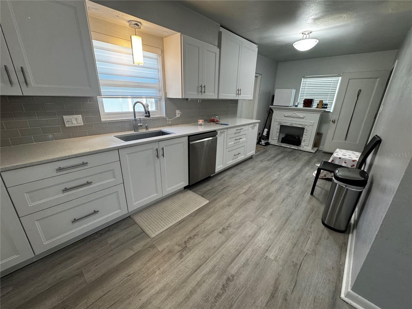 Image 19 of 44 For 6914 Ola Avenue