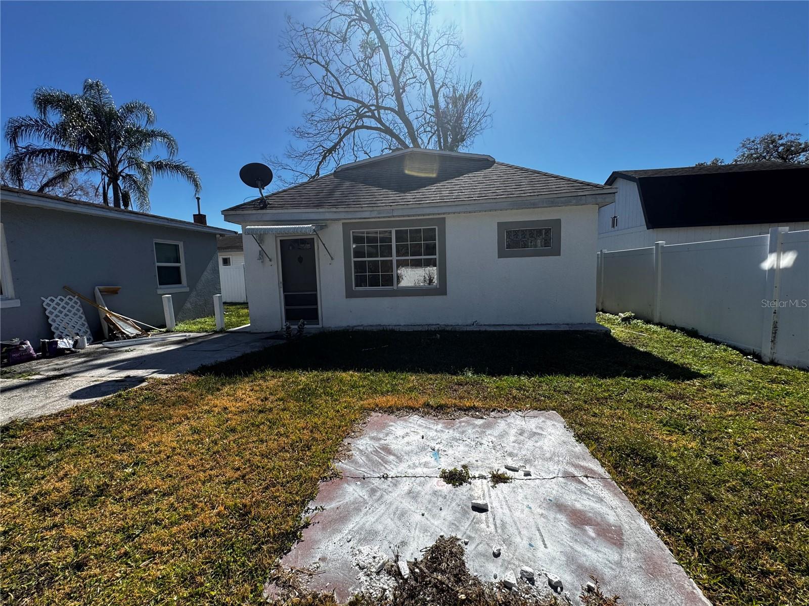 Image 33 of 44 For 6914 Ola Avenue