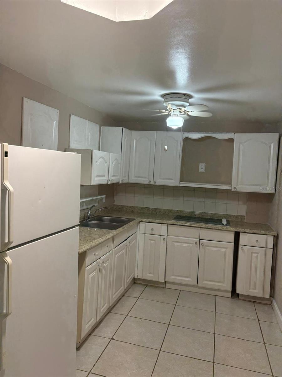 Image 38 of 44 For 6914 Ola Avenue