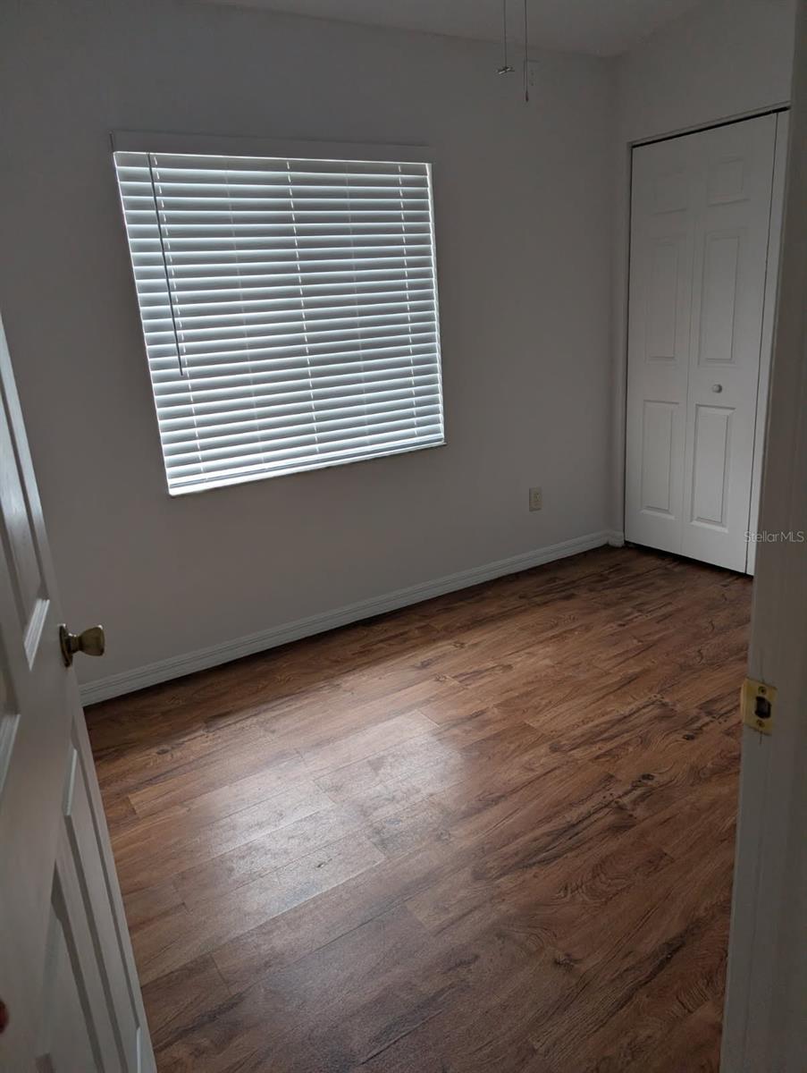 Image 4 of 26 For 15962 49th Street N