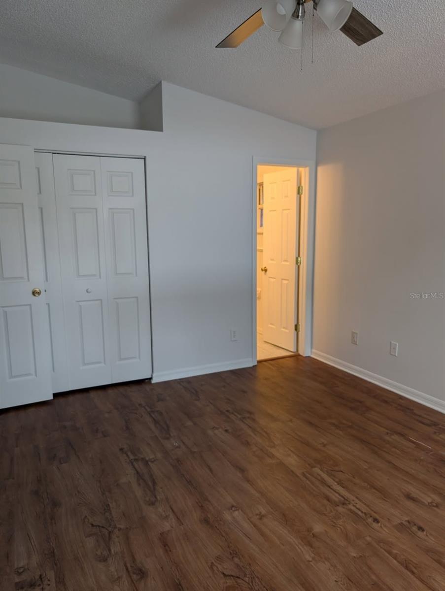 Image 6 of 26 For 15962 49th Street N