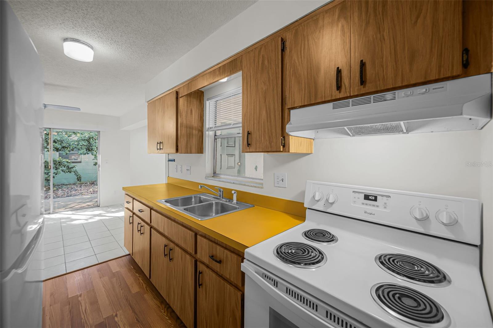 Image 19 of 33 For 2664 Sunny Breeze Avenue