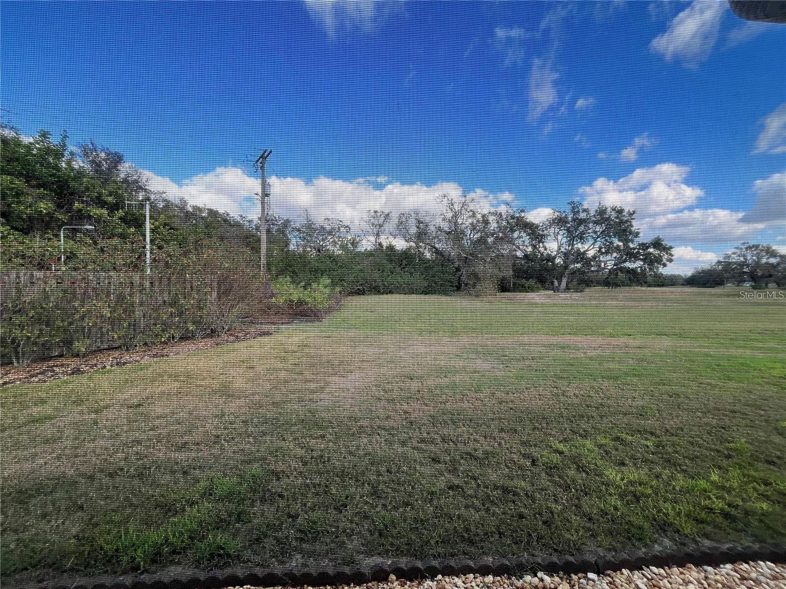 Image 24 of 28 For 1907 Canterbury Lane 10