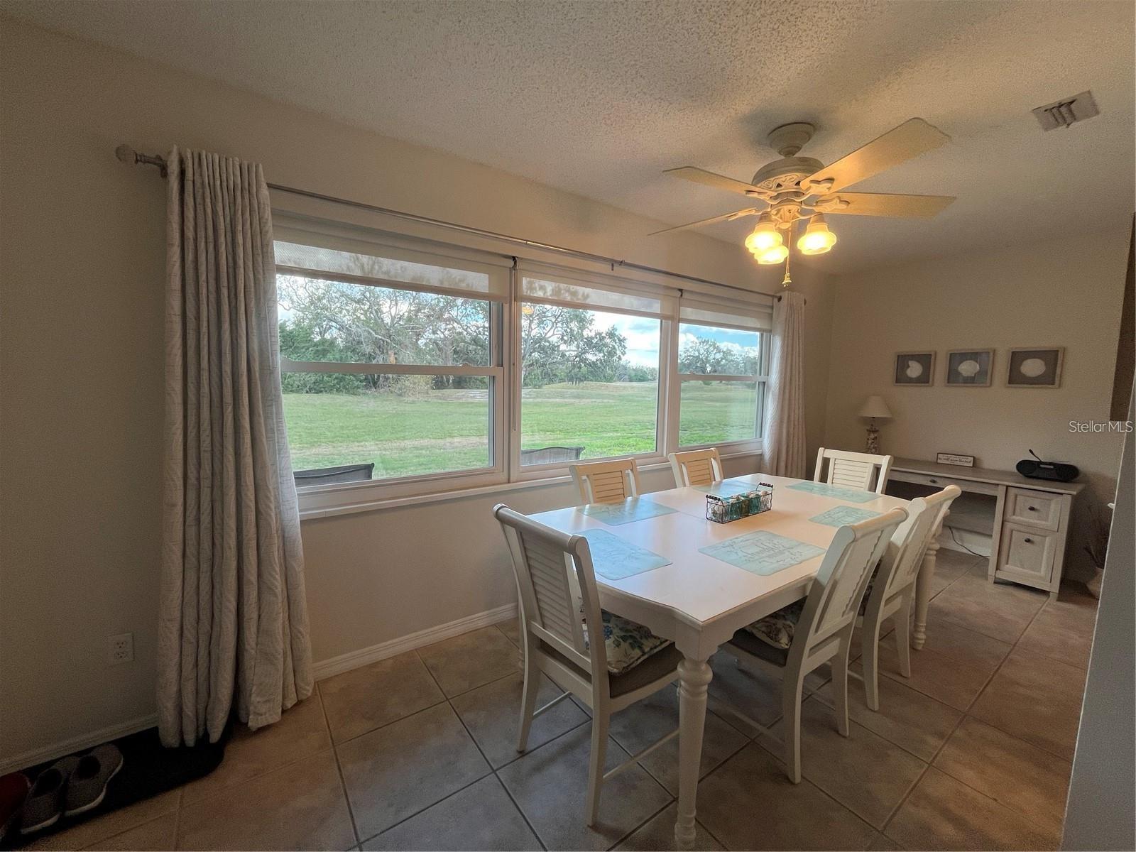 Image 8 of 28 For 1907 Canterbury Lane 10