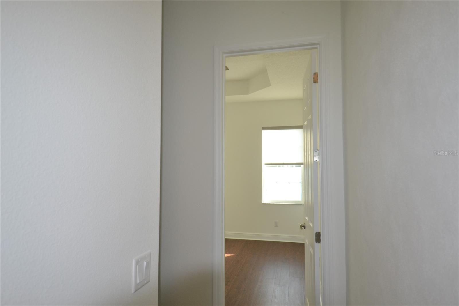 Image 12 of 31 For 5732 Biscayne Court