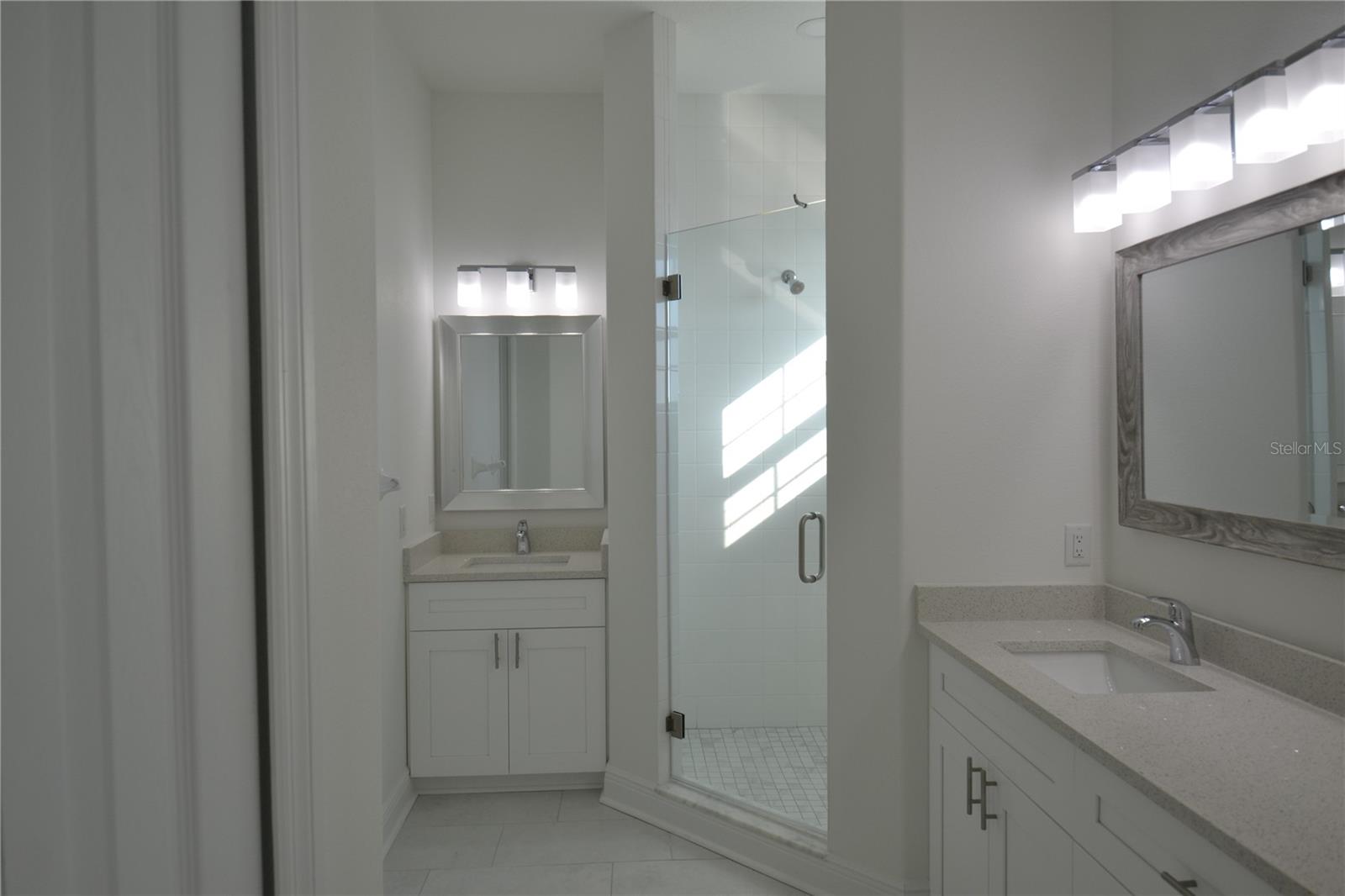 Image 16 of 31 For 5732 Biscayne Court