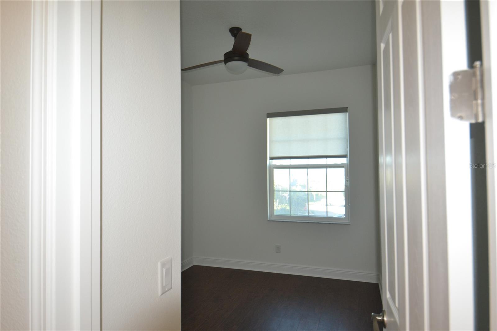 Image 23 of 31 For 5732 Biscayne Court