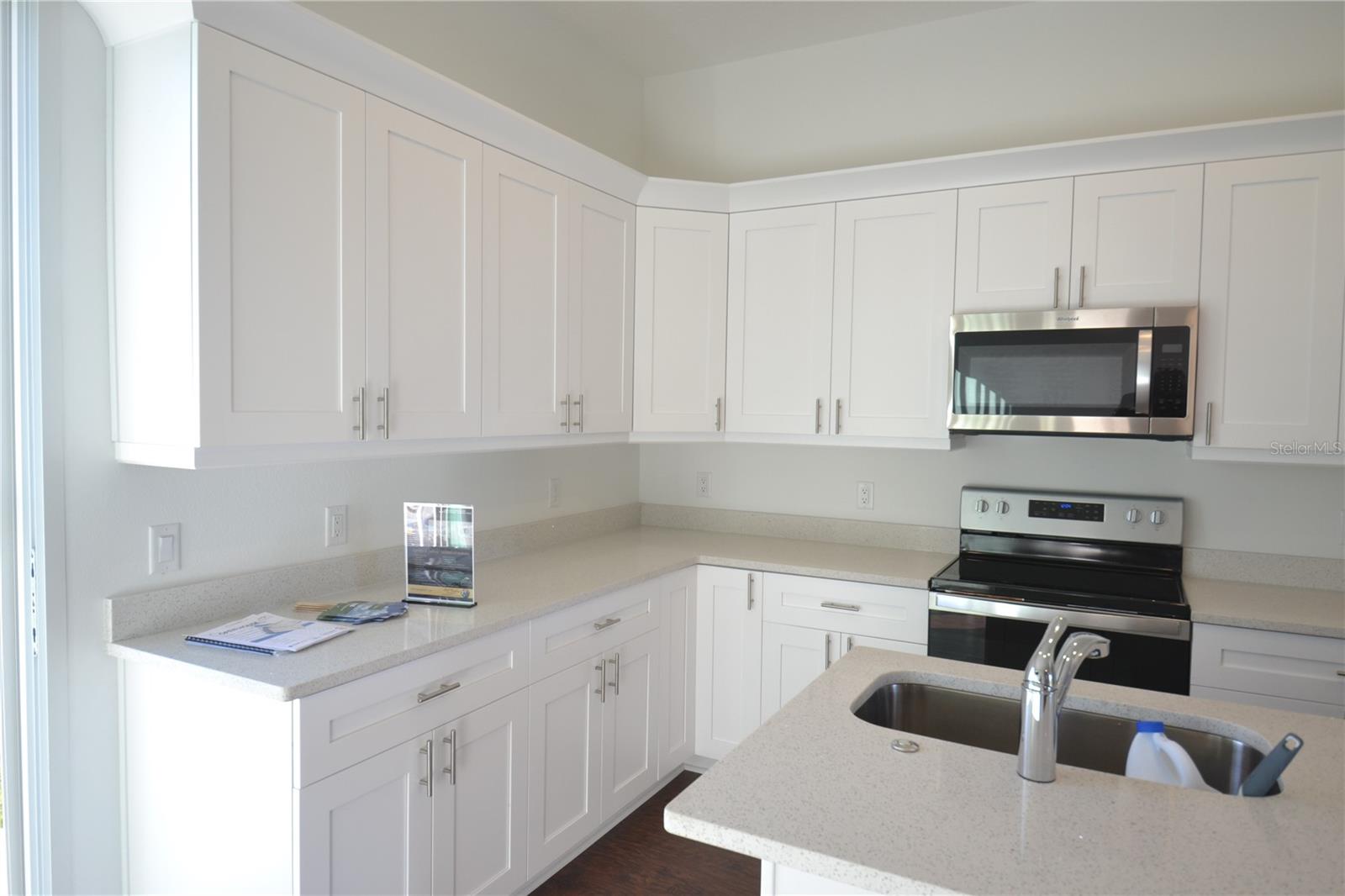 Image 7 of 31 For 5732 Biscayne Court